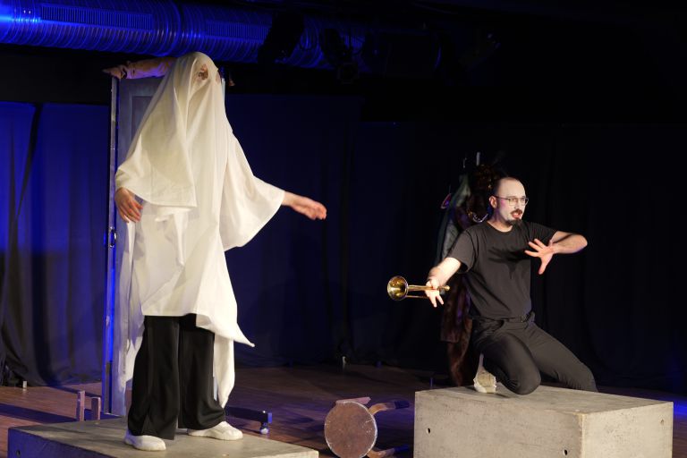 ovigo-theater-hamlet-for-you-002