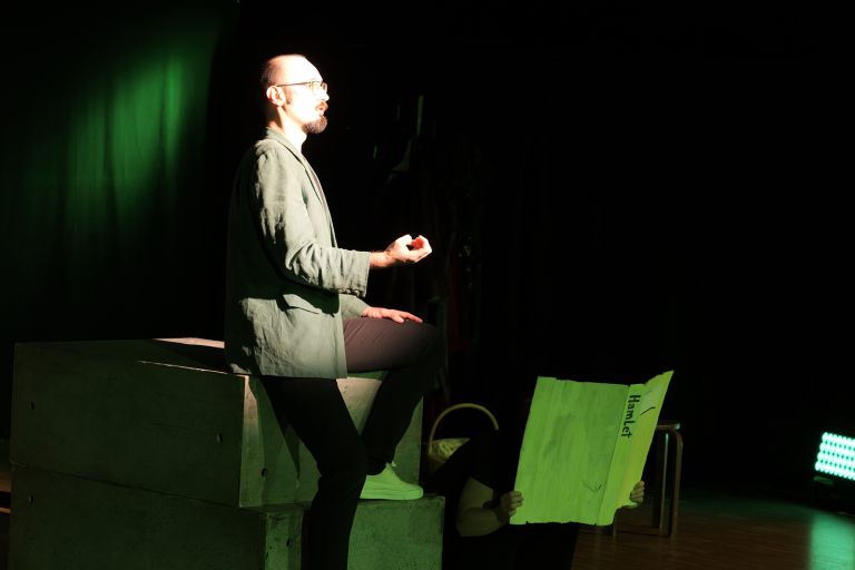 ovigo-theater-hamlet-for-you-118