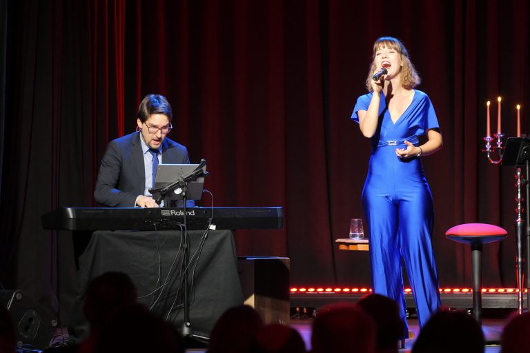 ovigo-theater-unstillbare-gier-theuern-049