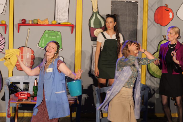 ovigo-theater-eine-ganz-heisse-nummer-2026-nabburg-007