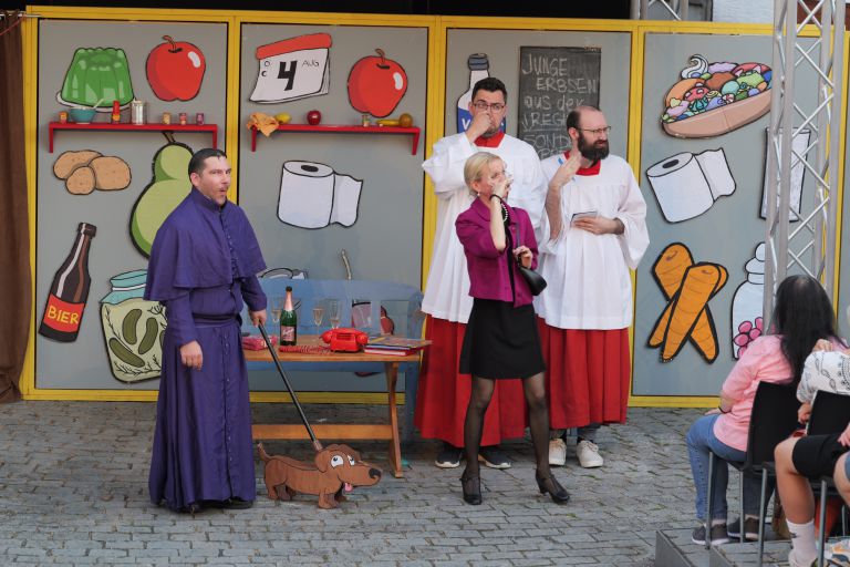 ovigo-theater-eine-ganz-heisse-nummer-2026-nabburg-018
