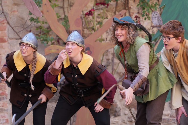 ovigo-theater-robin-hood-005