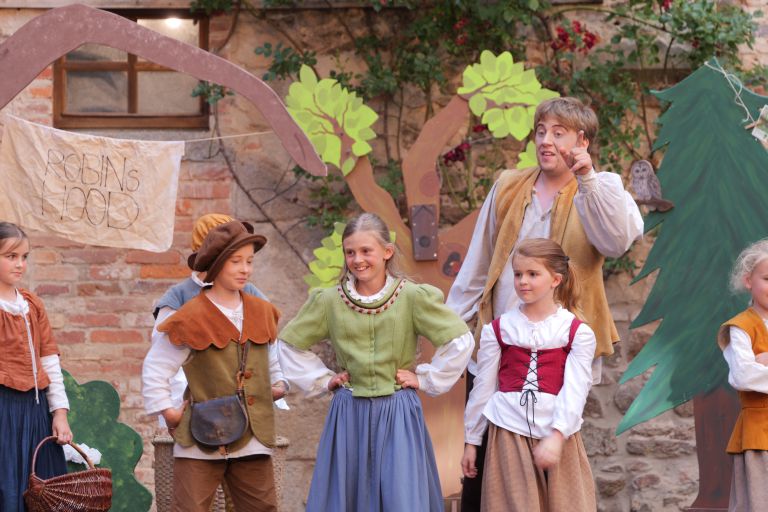 ovigo-theater-robin-hood-013